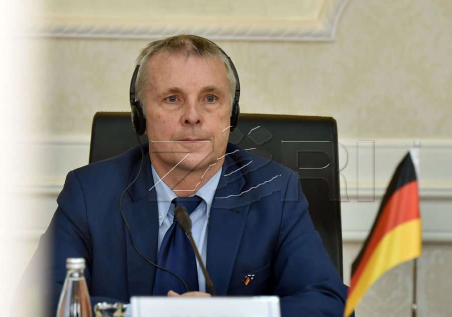 Rohde, thirrje partive ta bëjnë kuorumin për mbledhjet e Kryesisë