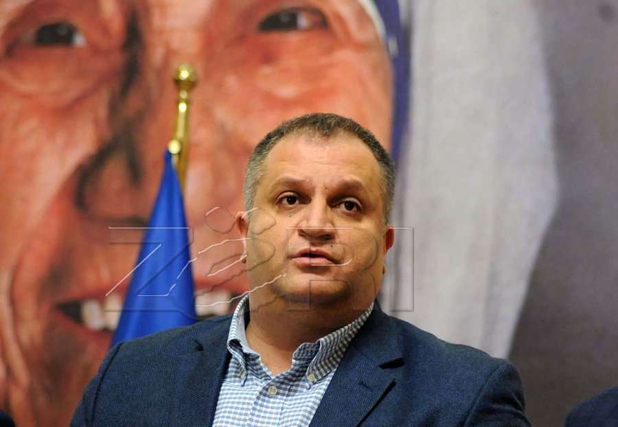 Ahmeti: Më ftoi policia për intervistim pasi s’e ktheva në punë një të akuzuar për pedofili