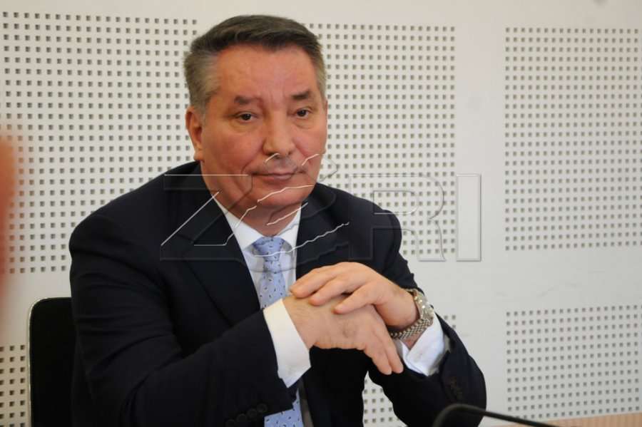 Lekaj: Kurti po kërkon alibi me takime selektive për presidentin