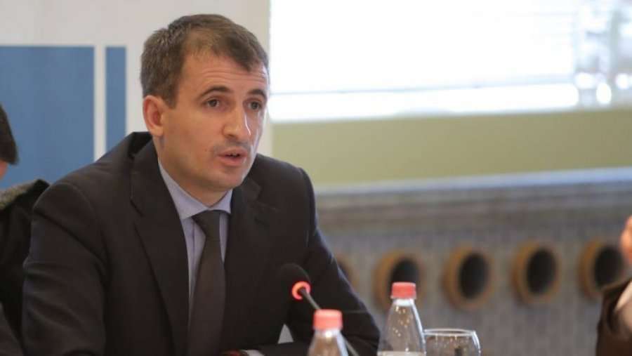Miftaraj: Mos i votoni ata që kanë aktakuza për korrupsion