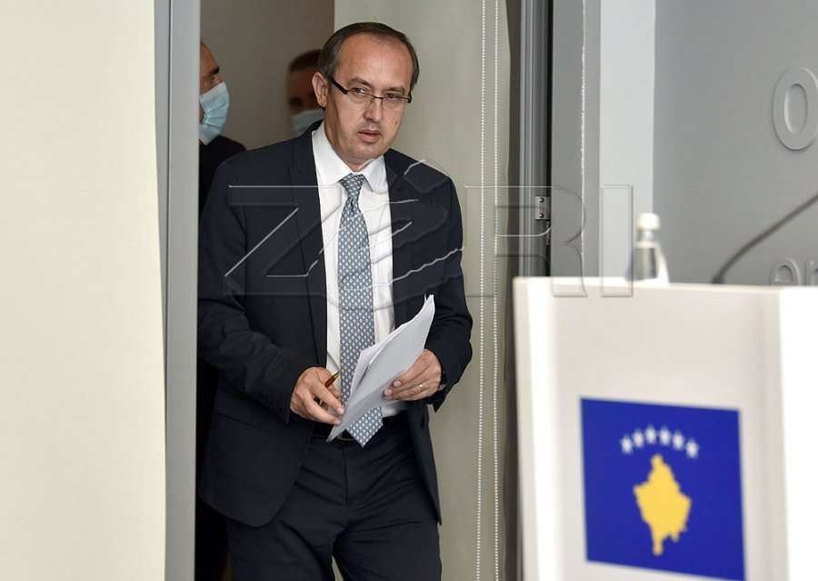 Hoti: Nuk kemi vija të kuqe