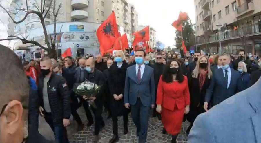 Mungoi në Prizren, Osmani i bashkohet Kurtit për fushatë në Klinë