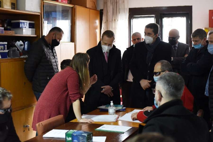 OSBE-ja mbështet trajnimin për votim përmes alfabetit Braille në prag të zgjedhjeve të 14 shkurtit