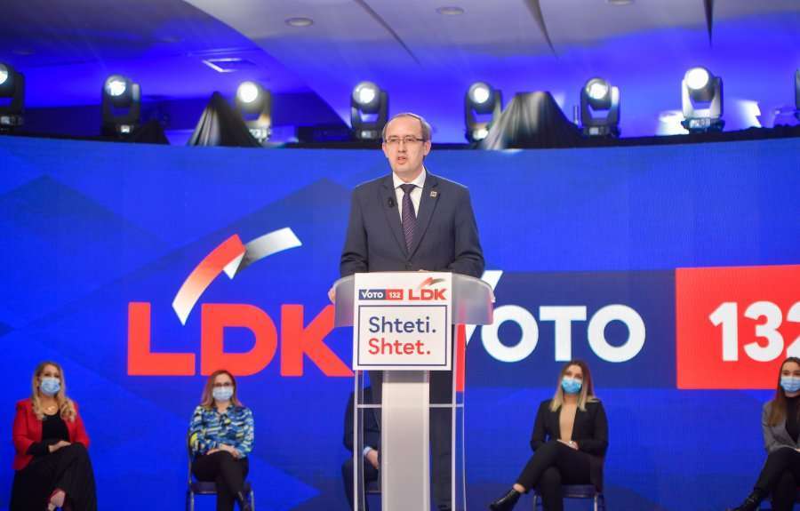 Hoti: Slogani “Shteti. Shtet.” tregon se nuk guxojmë të eksperimentojmë me sakrificën shekullore