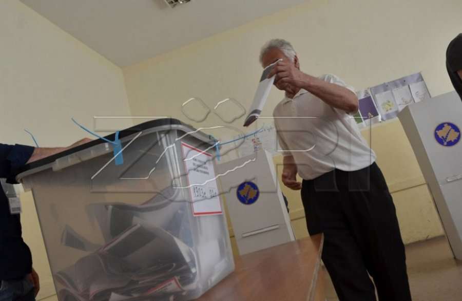 Mbi 49 mijë votues votojnë sot për herë të parë