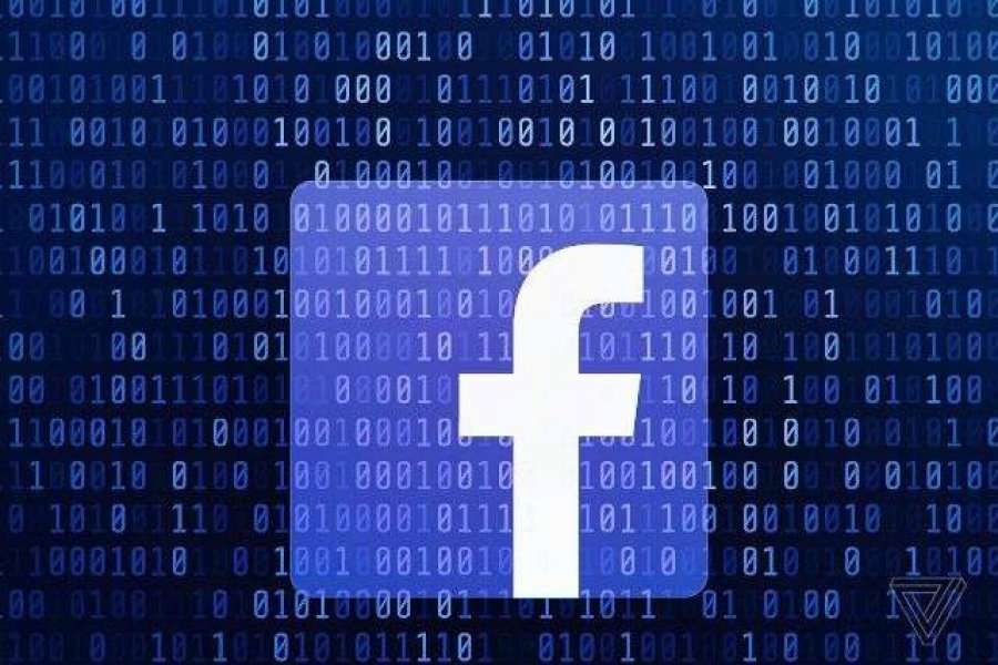 Facebook fshin qindra adresa false të muxhahedinëve në Shqipëri