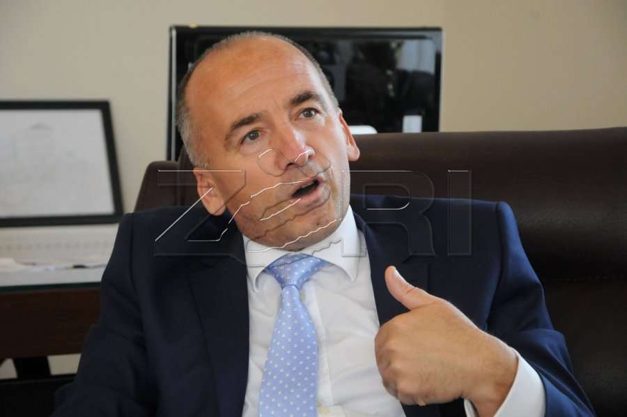 Gazmend Muhaxheri tregon se a do të jetë kandidat për kryetar të LDK-së