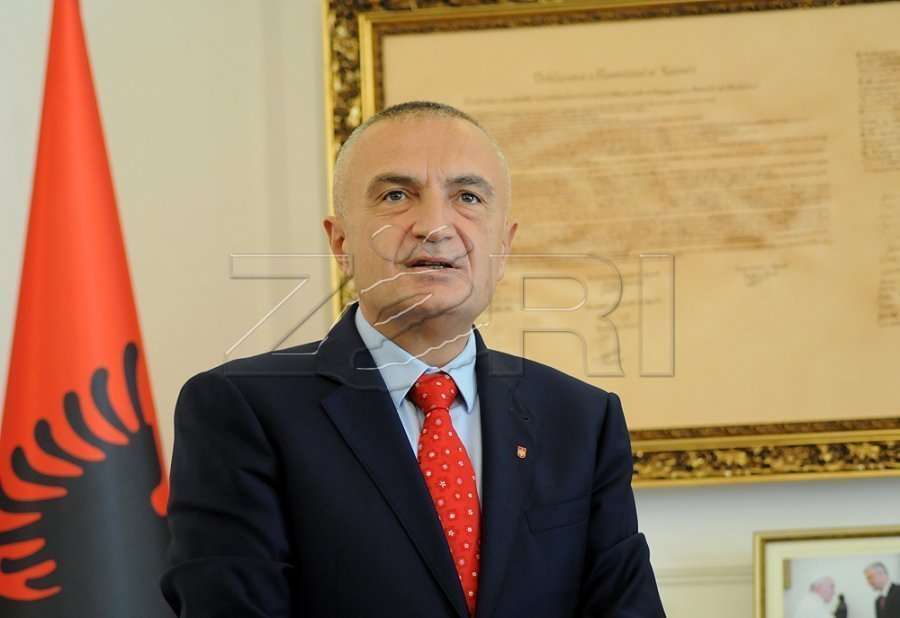 Meta kujton vëllezërit Gërvalla dhe Kadri Zekën, aktivistët e çështjes kombëtare të vrarë nga forcat serbe