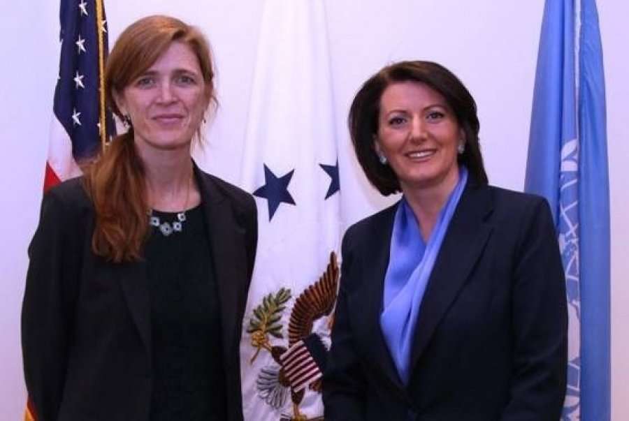 Bideni nominon Powerin për ambasadore të USAID-it, njohëse e mirë e zhvillimeve në Kosovë