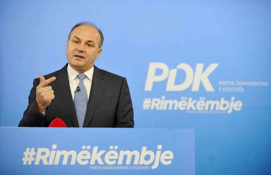 Hoxhaj e fton Kurtin në debat televiziv
