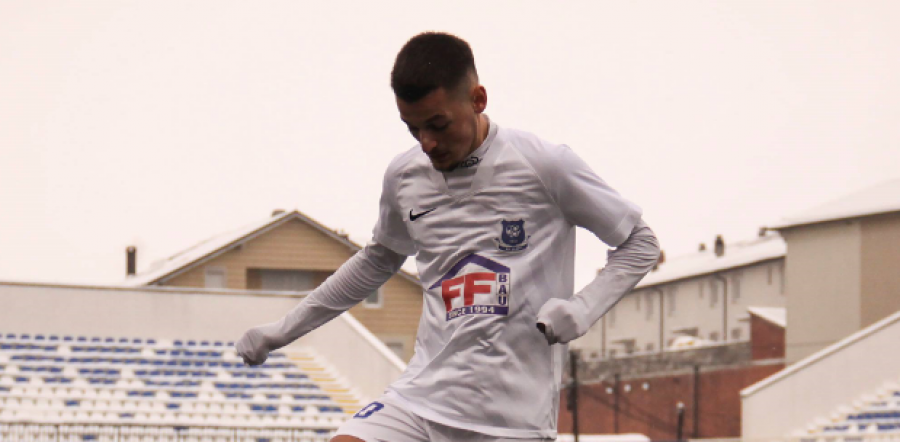 Zyrtare: Llapi përforcohet me futbollistin 21-vjeçar, e “blindon” me kontratë