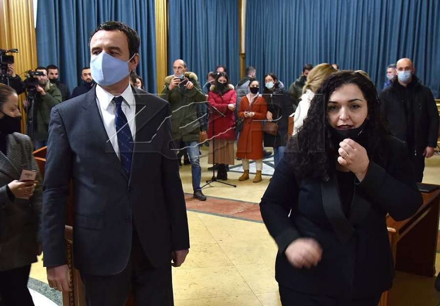 Kurti hyn në zgjedhje për kryeministër, Osmani presidente