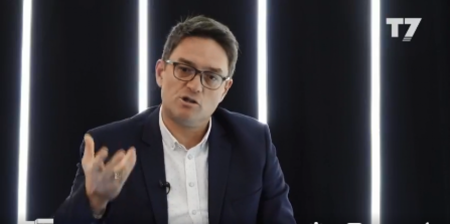 Ismet Munishi për largimin e tij nga Ballkani: Presidenti ka rënë pre e njerëzve zvarranikë