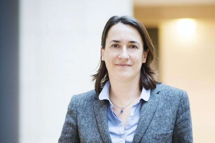 Delphine d’Amarzit – gruaja e parë që do të drejtojë tregun financiar francez