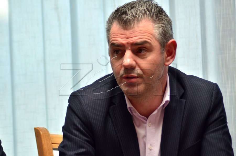 Kujtim Shala për Vjosa Osmanin: E trajtojmë si kundërshtare
