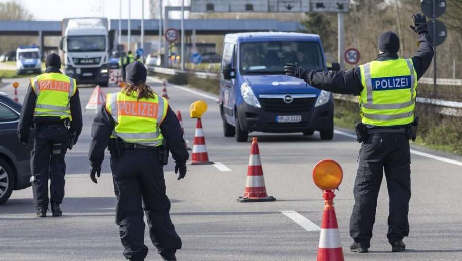 Gjermania paralajmëron mbylljen e kufijve me fqinjët