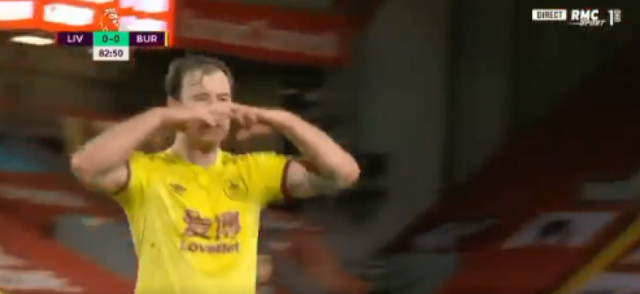 Befasi, Burnley kalon në epërsi në shtatë minutat e fundit ndaj Liverpoolit