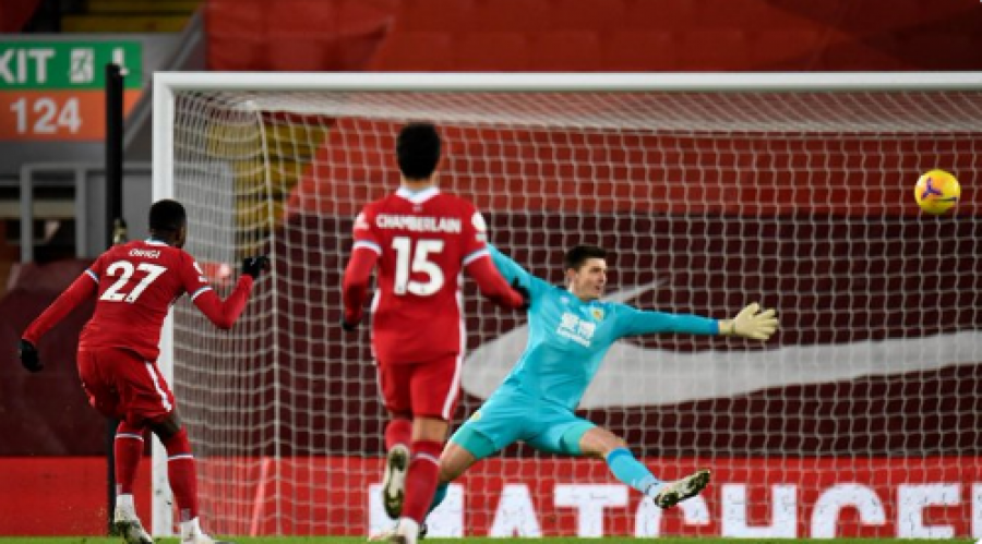 Liverpooli dhe Burnley shkojnë në pushim me rezultat të barabartë