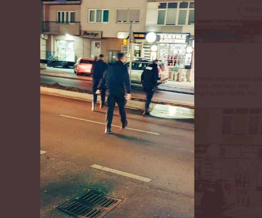 Holandezi mahnitet me policët e Kosovës: Ndaluan trafikun dhe ndihmuan një të moshuar ta kalonte rrugën