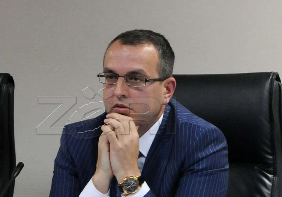 Gjoshi i PDK-së: VV-në e mundim në zgjedhje edhe me apo pa Albin Kurtin në listë