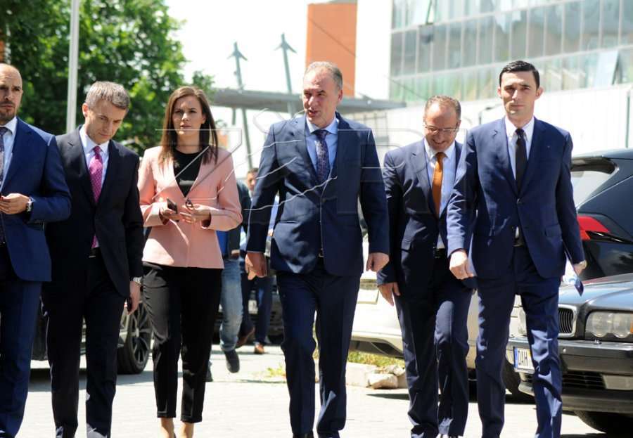 Nisma pa 12 kandidatë për deputetë në zgjedhjet e 14 shkurtit