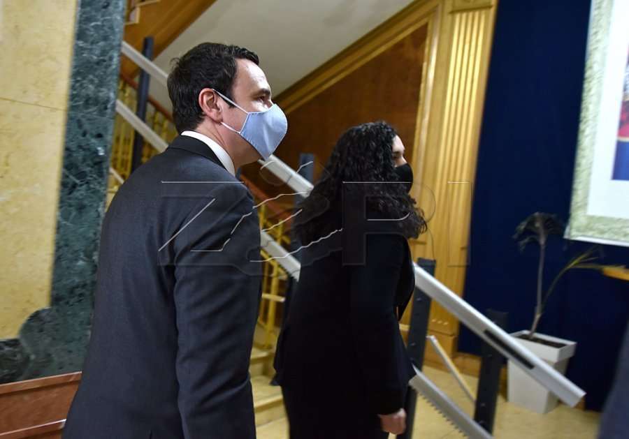PDK-ja i quan “aventurierë” Kurtin e Osmanin që “turpëruan” Kosovën, kërkojnë të dënohen me votë më 14 shkurt