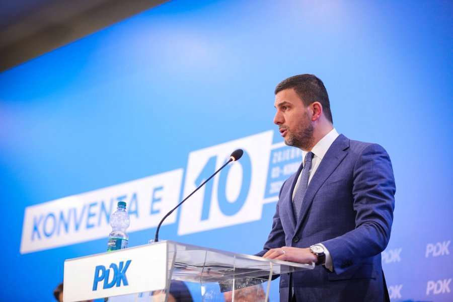 Memli Krasniqi zyrtarisht kryetar i PDK-së