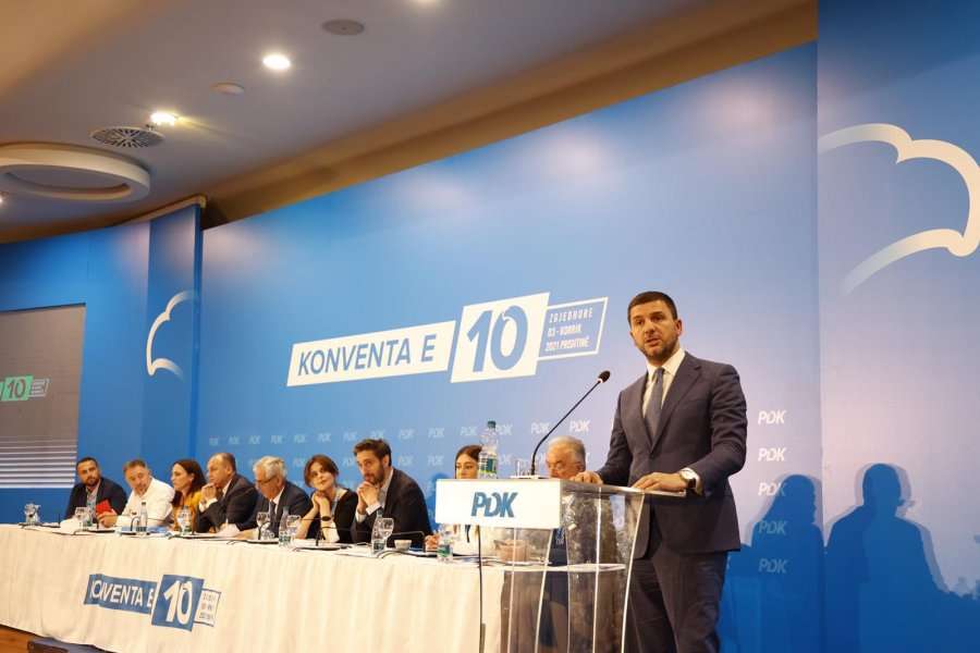 Vlora Çitaku nënkryetare e PDK-së, kjo është kryesia e re e partisë