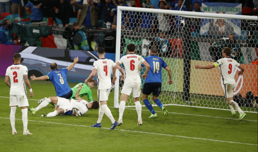Itali - Angli, ndeshja finale shkon në vazhdime