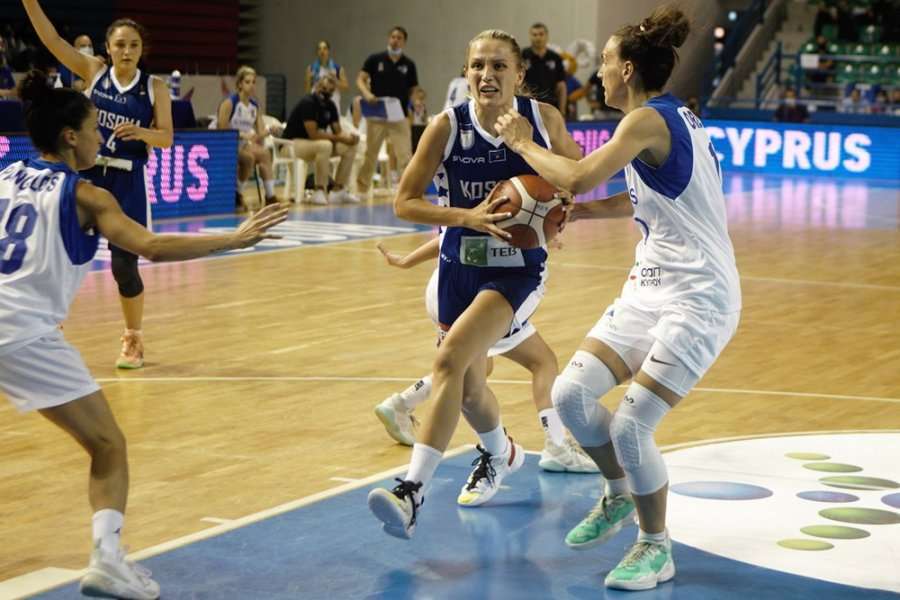 Kosova mposhtet nga Luksemburgu
