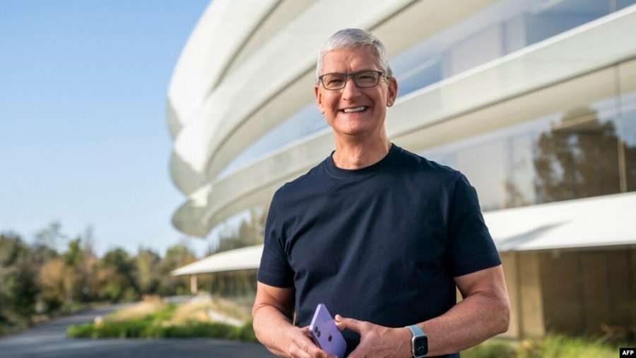 Punonjësit e Apple, kundër planit për kthim në zyra