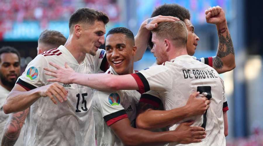 Belgjika fiton me përmbysje ndaj Danimarkës dhe siguron kalimin tutje në “Euro 2020”