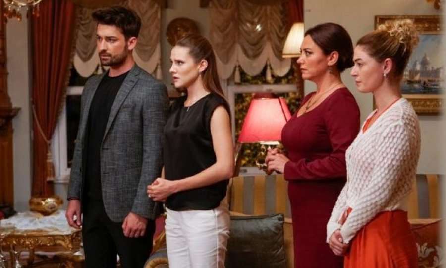 Aktorja e njohur turke është e fejuara e Bertan Asllanit