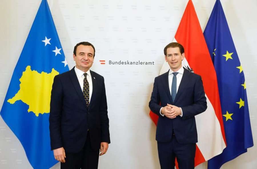 Kurti takohet me kancelarin austriak, flasin për investimet dhe rritjen e bashkëpunimit ekonomik