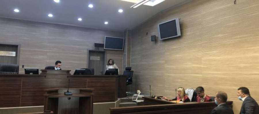 Dështon seanca ndaj deputetëve të akuzuar për gazin lotsjellës në Kuvend, munguan palët e dëmtuara