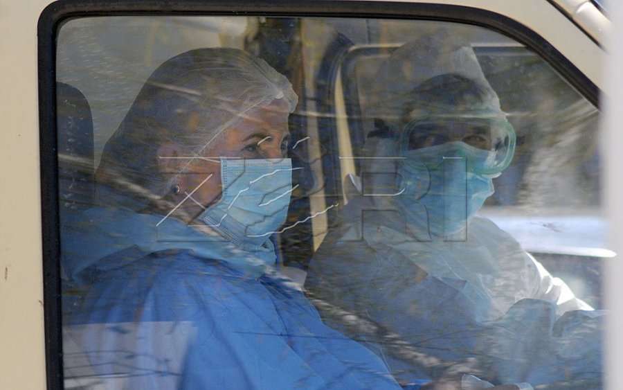 Reagojnë infermierët që u punësuan gjatë pandemisë, u shkëputet kontrata me arsyetimin se nuk ka buxhet