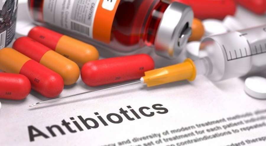8 efekte anësore të antibiotikëve