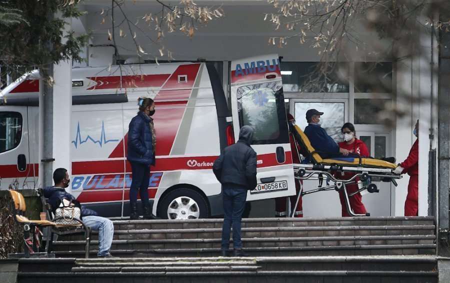 7 të vdekur dhe 726 të infektuar me COVID-19 në Maqedoni të Veriut