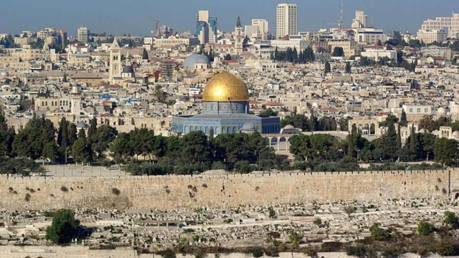 Republika Çeke hap ambasadën në Jerusalem