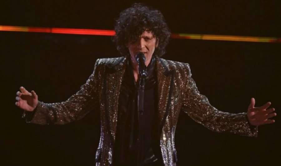 Ermal Meta shkëlqen në Sanremo, i pari në klasifikim nga votat e publikut (VIDEO)