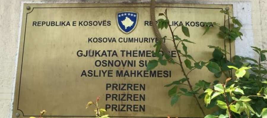 Paraburgim ndaj tre të dyshuarve për “Vrasje të rëndë në tentativë” dhe “Pjesëmarrje në rrahje”