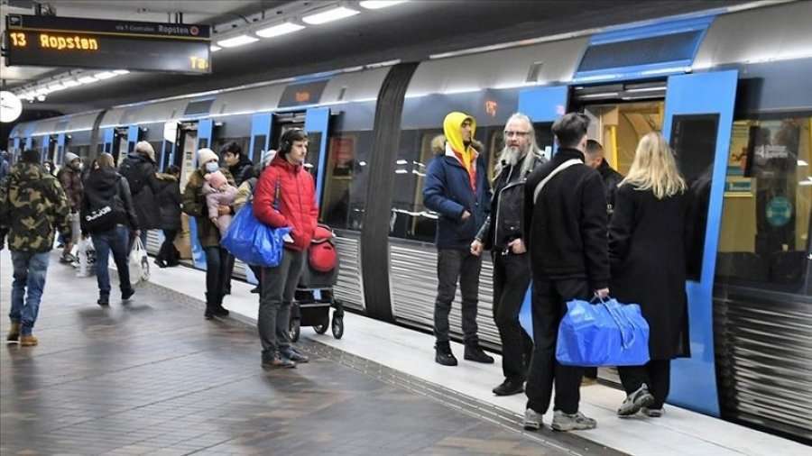 Në Danimarkë zbulohen 31 lloje të ndryshme të COVID-it