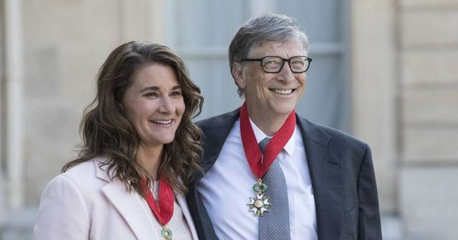 Bill dhe Melinda Gates shkurorëzohen pas 27 vitesh martesë