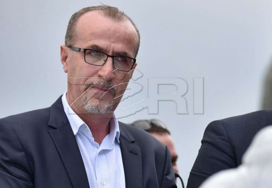 Haxhiu për Kurtin: Të mbledh mend nëse dëshiron të ketë përkrahjen e opozitës