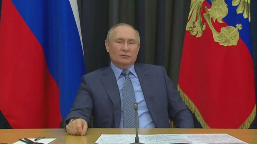 Putin: Vaksina jonë, po aq e besueshme sa kallashnikovi