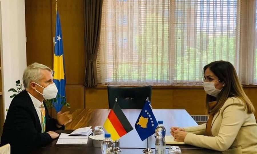 Gjermania konfirmon përkrahjen për Kosovën në fushën e arsimit