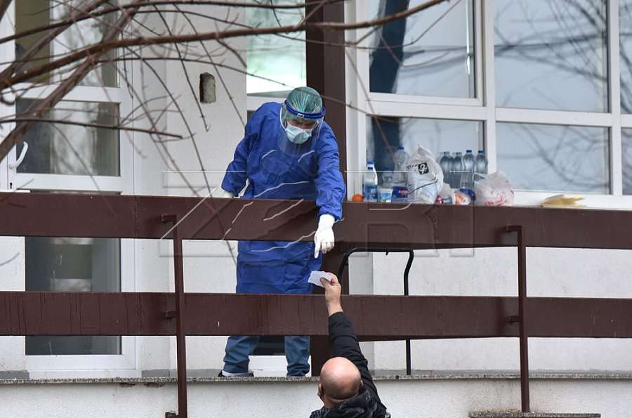 Mbi 6 mijë raste aktive me koronavirus në vend