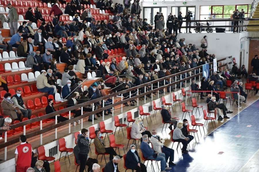7 mijë e 742 qytetarë të vaksinuar në dy ditët e fundit në vend, mbi 39 mijë numri i përgjithshëm