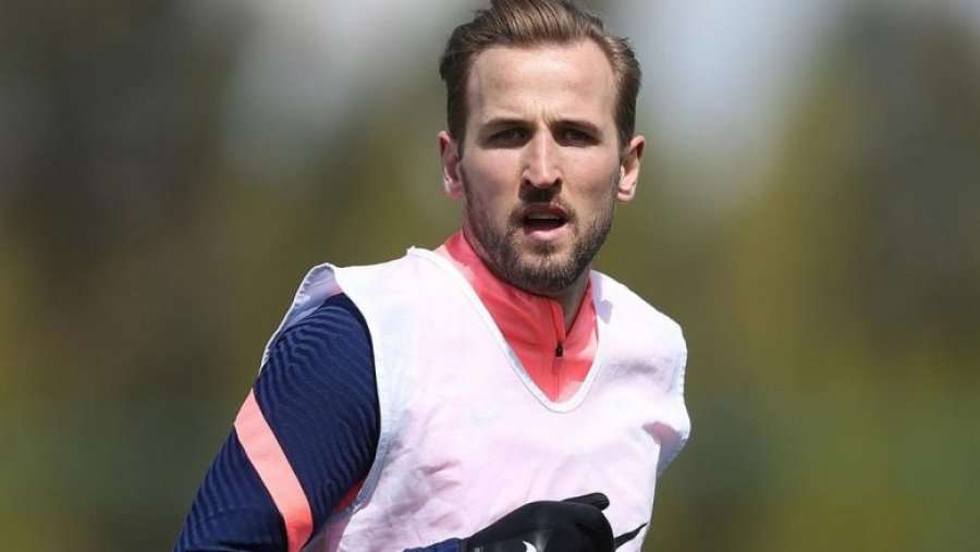 Harry Kane e njofton Tottenhamin se do të largohet këtë verë – alarmohen klubet e mëdha