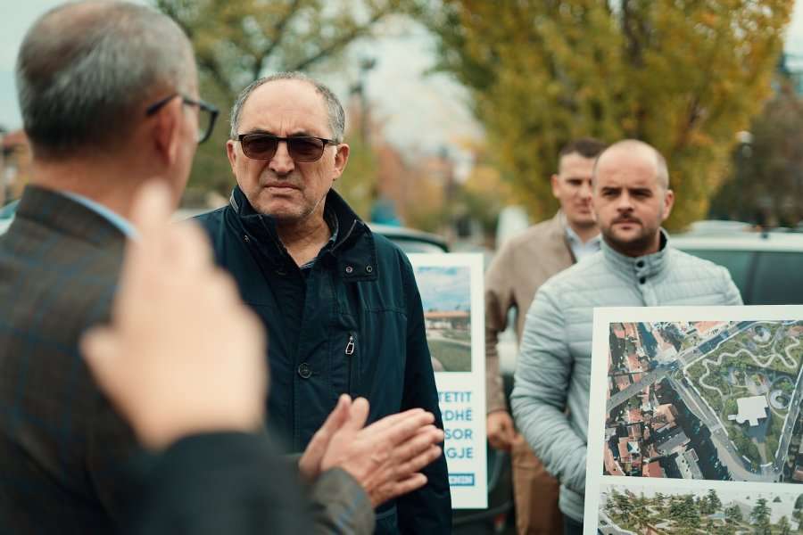 Totaj prezanton projektet e nënkalimit në Prizren dhe parkingun nëntokësor